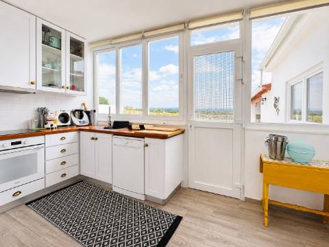 Oportunidade | Antes 395.000€, agora 350.000€ Charme Alentejano Casa com Piscina e Vistas Panorâmicas no Coração do Crato