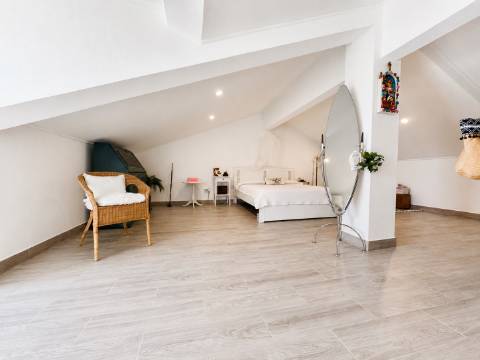 Oportunidade | Antes 395.000€, agora 350.000€ Charme Alentejano Casa com Piscina e Vistas Panorâmicas no Coração do Crato