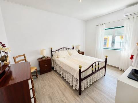 Oportunidade | Antes 395.000€, agora 350.000€ Charme Alentejano Casa com Piscina e Vistas Panorâmicas no Coração do Crato