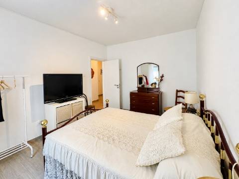 Oportunidade | Antes 395.000€, agora 350.000€ Charme Alentejano Casa com Piscina e Vistas Panorâmicas no Coração do Crato