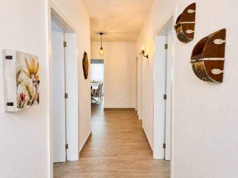 Oportunidade | Antes 395.000€, agora 350.000€ Charme Alentejano Casa com Piscina e Vistas Panorâmicas no Coração do Crato