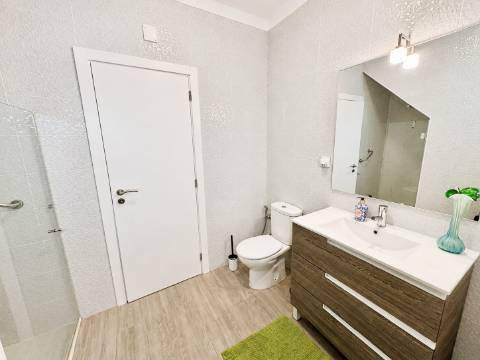 Oportunidade | Antes 395.000€, agora 350.000€ Charme Alentejano Casa com Piscina e Vistas Panorâmicas no Coração do Crato