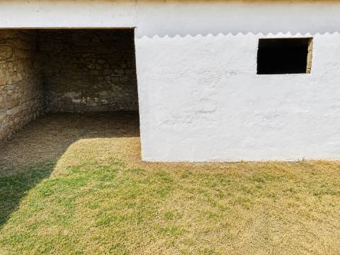Oportunidade | Antes 395.000€, agora 350.000€ Charme Alentejano Casa com Piscina e Vistas Panorâmicas no Coração do Crato