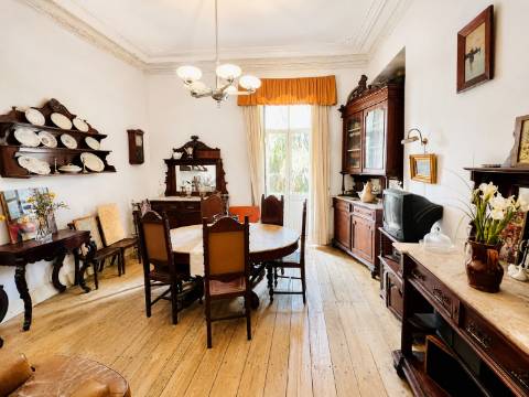 Palacete Histórico de 1902 com jardim | Potencial Boutique Hotel | Centro do Crato