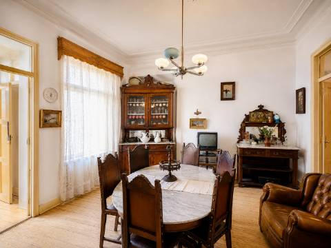 Palacete Histórico de 1902 com jardim | Potencial Boutique Hotel | Centro do Crato