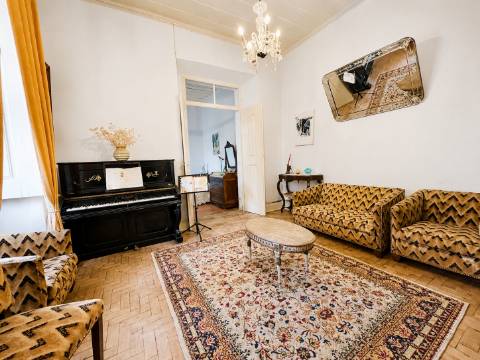 Palacete Histórico de 1902 com jardim | Potencial Boutique Hotel | Centro do Crato