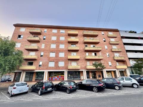 Apartamento T1 com Garagem na Trofa