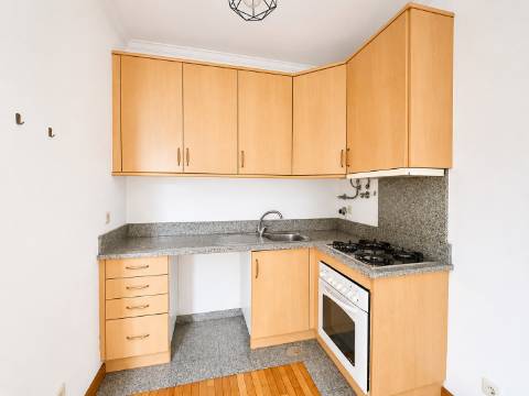 Apartamento T1 com Garagem na Trofa