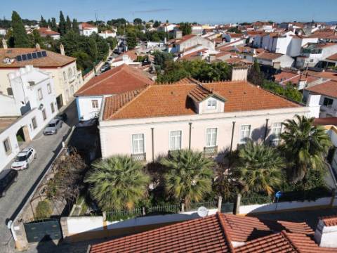 Palacete Histórico de 1902 com jardim | Potencial Boutique Hotel | Centro do Crato