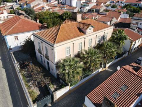 Palacete Histórico de 1902 com jardim | Potencial Boutique Hotel | Centro do Crato