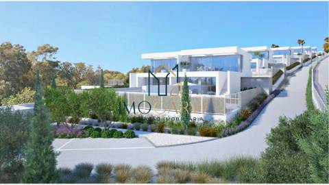 MORADIA T3 COM PISCINA PRIVADA E VISTA MAR...