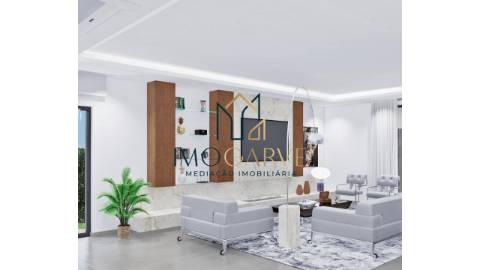 MORADIA T5 COM PISCINA E VISTA MAR
 
 Moradia...
