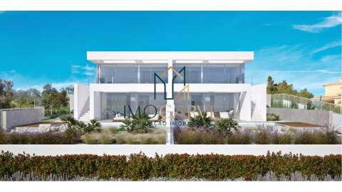 MORADIA T3 COM PISCINA E VISTA MAR
 
 Moradia T3,...
