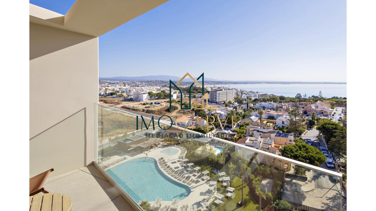 APARTAMENTO T2 COM VISTA MAR 
 Localização...