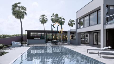 MORADIA T4 COM PISCINA IMPLANTADA NUM LOTE DE 10...