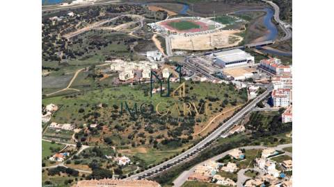 LOTE DE TERRENO PARA CONSTRUÇÃO DE 12 FOGOS...