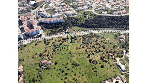 LOTE DE TERRENO PARA CONSTRUÇÃO DE 12 FOGOS...