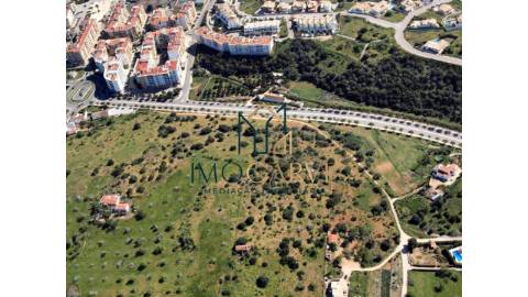 LOTE DE TERRENO PARA CONSTRUÇÃO DE 9 FOGOS...