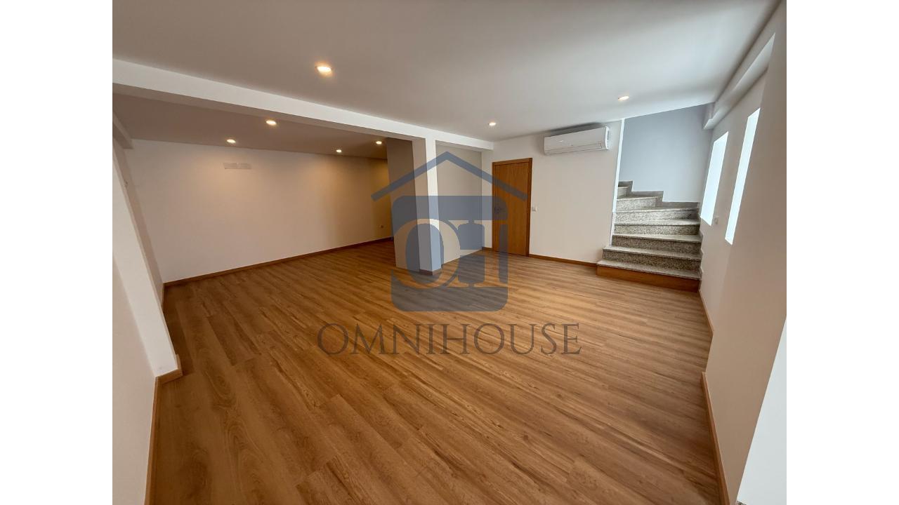 Moradia Geminada T3 - Lixa 
 Espaço Exterior |...