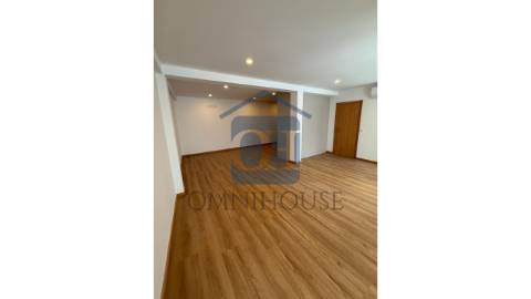 Moradia Geminada T3 - Lixa 
 Espaço Exterior |...