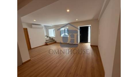 Moradia Geminada T3 - Lixa 
 Espaço Exterior |...