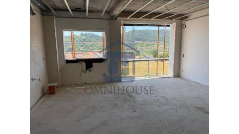 🏡 T2 Novo | Amarante | Excelentes Acabamentos...