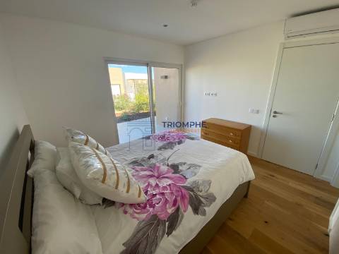 Moradia T3 com Piscina – Pestana Valley