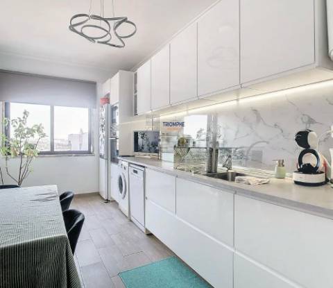 Apartamento T2 Renovado Seixal