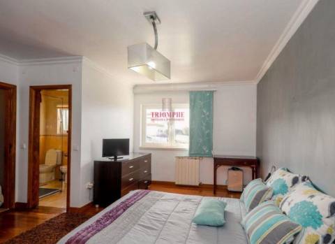 Moradia Geminada T4 em Coto, Caldas da Rainha
