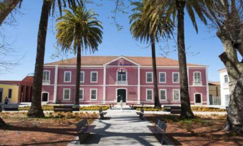 Lote de Terreno Urbano nas Gaeiras 388 m2