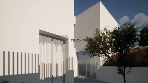 Terreno Urbano com Projeto Aprovado 