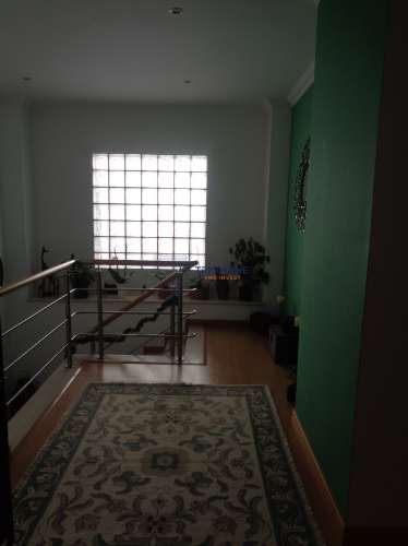 Moradia T4 com Piscina - Lapas - Torres Novas