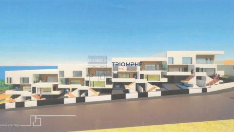Terreno com Projeto Aprovado para 8 Moradias Geminadas T3 – Batalha