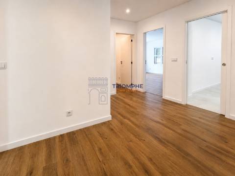 Apartamento T2 a estrear com Terraço de 59 m² e box dupla | Urbanização Casas do Lago