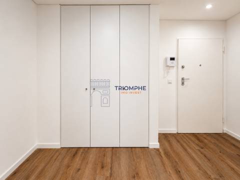 Apartamento T2 a estrear com Terraço de 59 m² e box dupla | Urbanização Casas do Lago