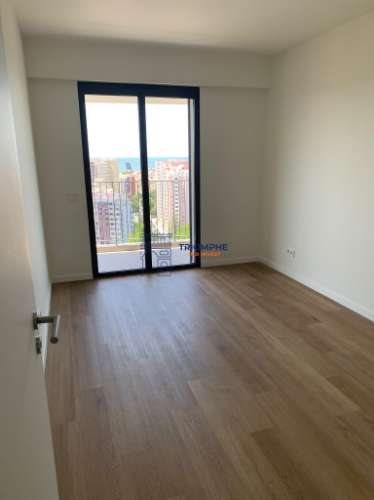 Excecional Apartamento T3 no Vista Mirear, Miraflores