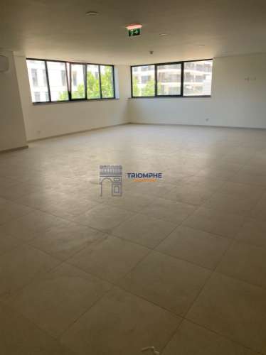 Excecional Apartamento T3 no Vista Mirear, Miraflores