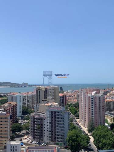 Excecional Apartamento T3 no Vista Mirear, Miraflores