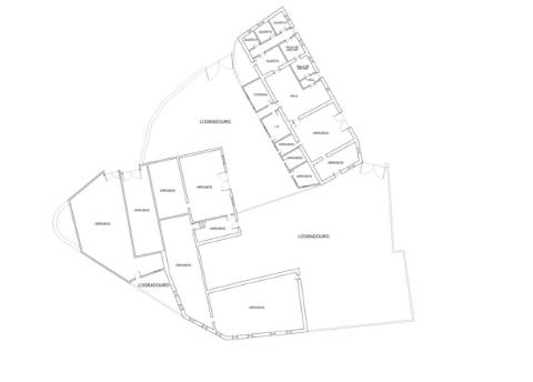 Moradia para Recuperar +Terreno + Construção - Rio Maior