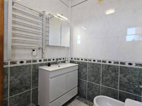 Penthouse Duplex Exclusiva T3 sendo 2 suítes em Avenida Bocage Barreiro, com Vista Panorâmica Lisboa e Rio Tejo.