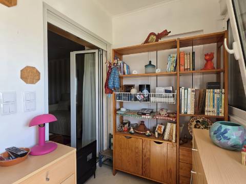 Apartamento T2 com Vista Panorâmica | Costa da Caparica