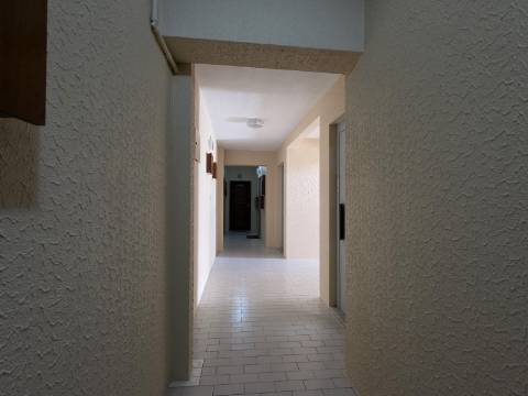 Apartamento T2 com Vista Panorâmica | Costa da Caparica