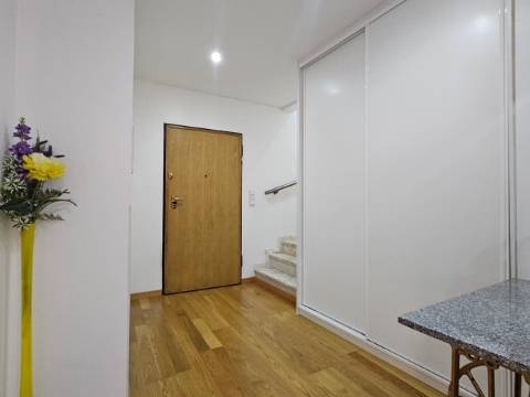 Penthouse Duplex Exclusiva, T3 sendo 2 suítes em Avenida Bocage no Barreiro, com Vista Panorâmica Lisboa e Rio Tejo..