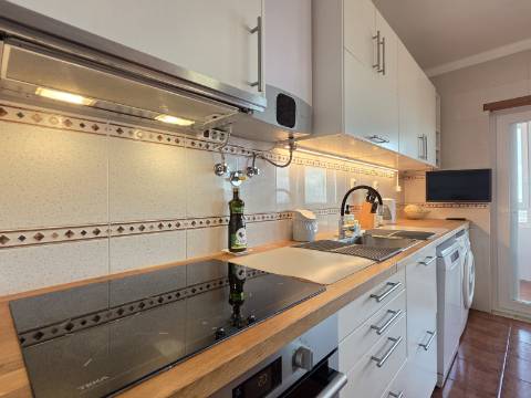 Penthouse Duplex Exclusiva, T3 sendo 2 suítes em Avenida Bocage no Barreiro, com Vista Panorâmica Lisboa e Rio Tejo..