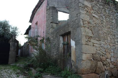 Duas Ruínas