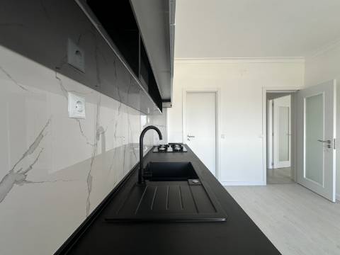 Apartamento T3 Remodelado
