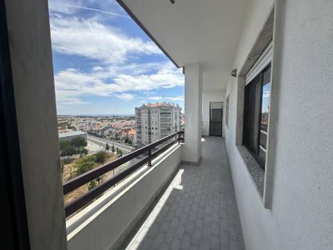 Apartamento T3 Remodelado