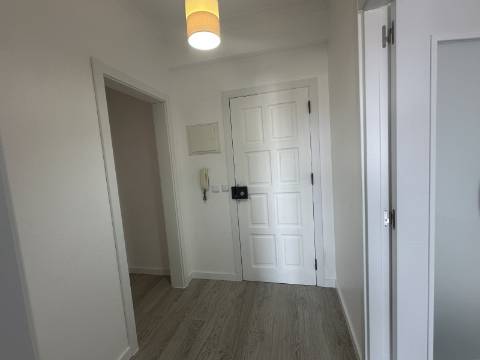 Apartamento T3 Remodelado