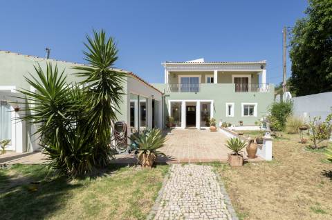 VENDIDA PELA ' TA MAISON DE RÊVE'
