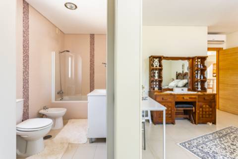 Boliqueime Moradia de Campo com 4+1 Quartos com18.350 m² de Terreno para Venda